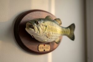 Поющая рыба Big Mouth Billy Bass на дощечке